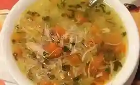 Sopa de Canja de Galinha